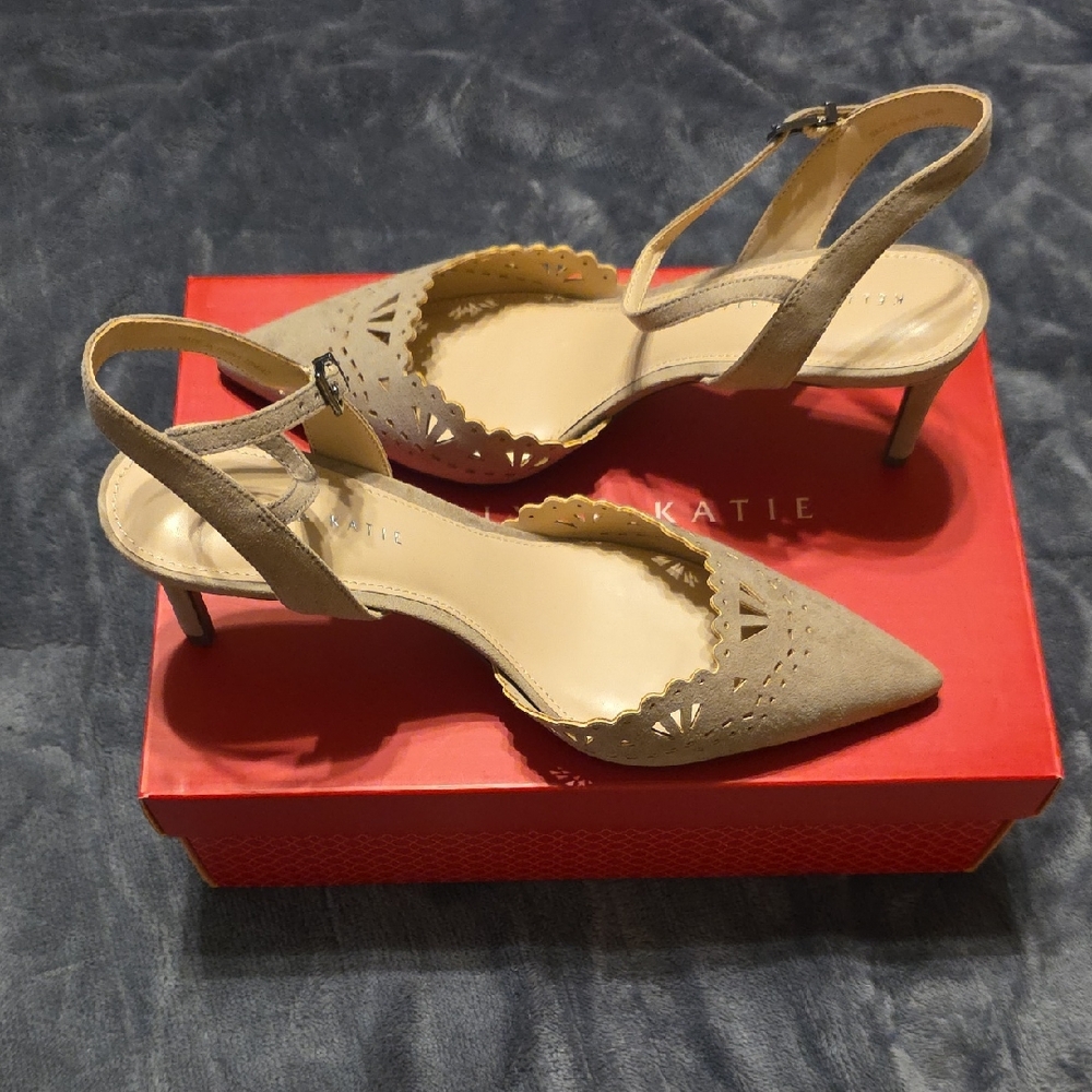 Kelly & Katie Taupe Women's Heels
